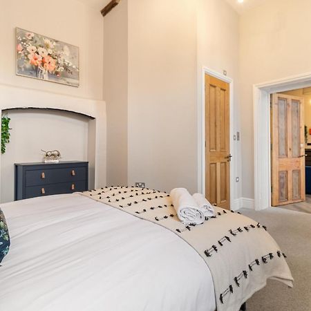 Whiskawaystays - Shaw Mews - Apartment 3 Worcester Extérieur photo