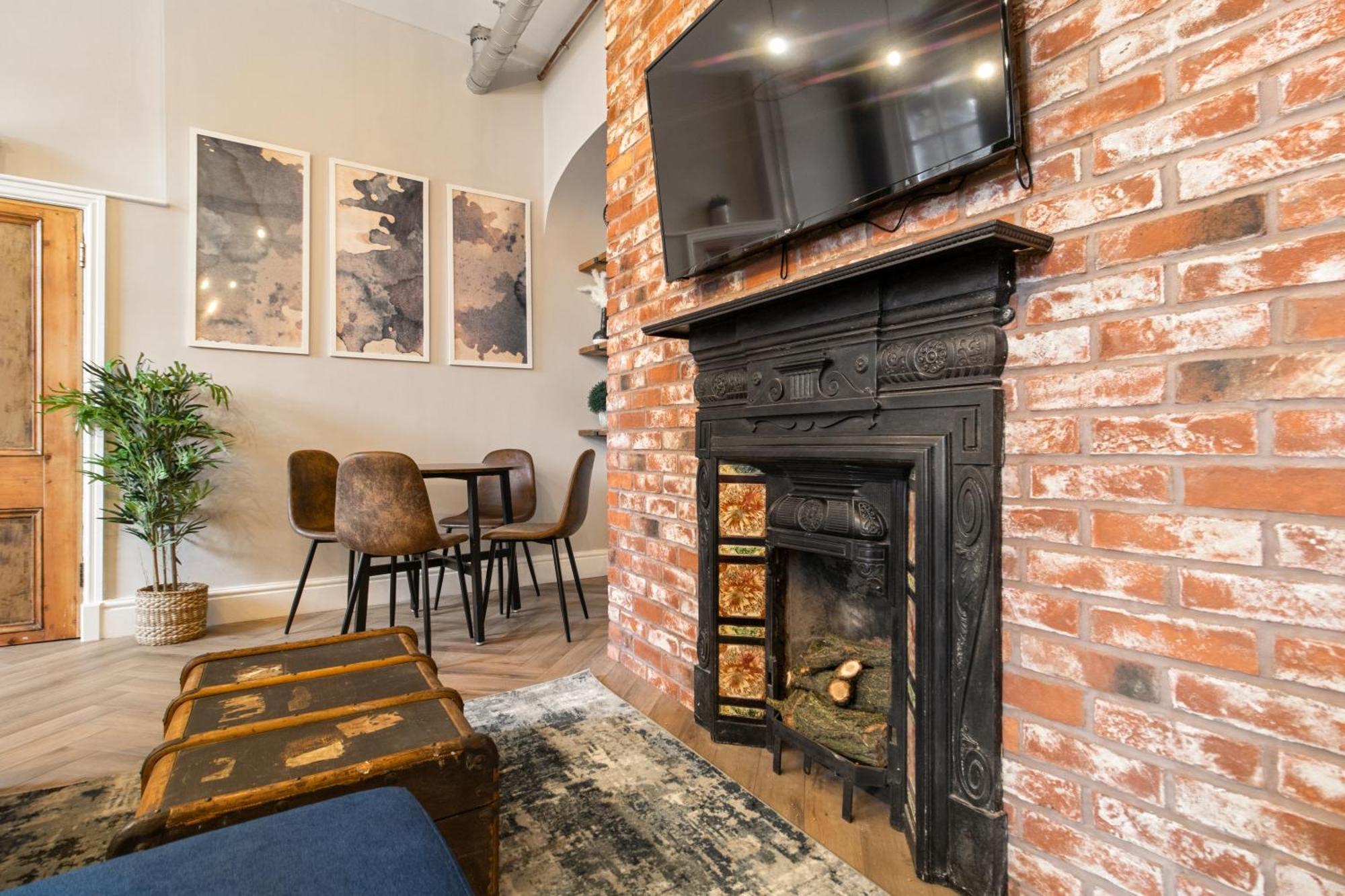 Whiskawaystays - Shaw Mews - Apartment 3 Worcester Extérieur photo