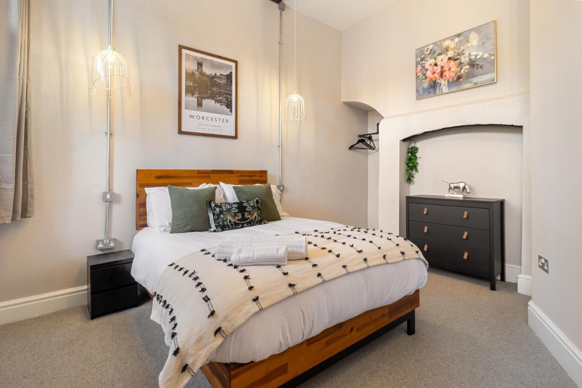 Whiskawaystays - Shaw Mews - Apartment 3 Worcester Extérieur photo
